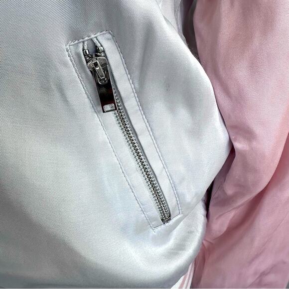 Forever 21 - Satin Gray & pink bomber jacket, Size M - Picture 5 of 7